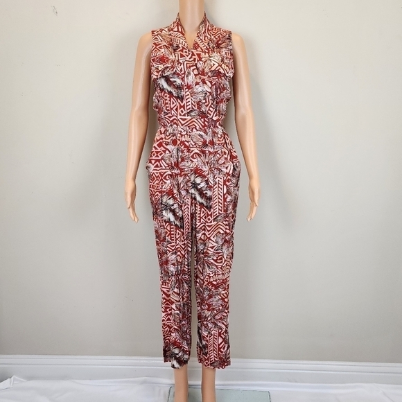 JSJ Red Floral Sleeveless Jumpsuit - Picture 4 of 11
